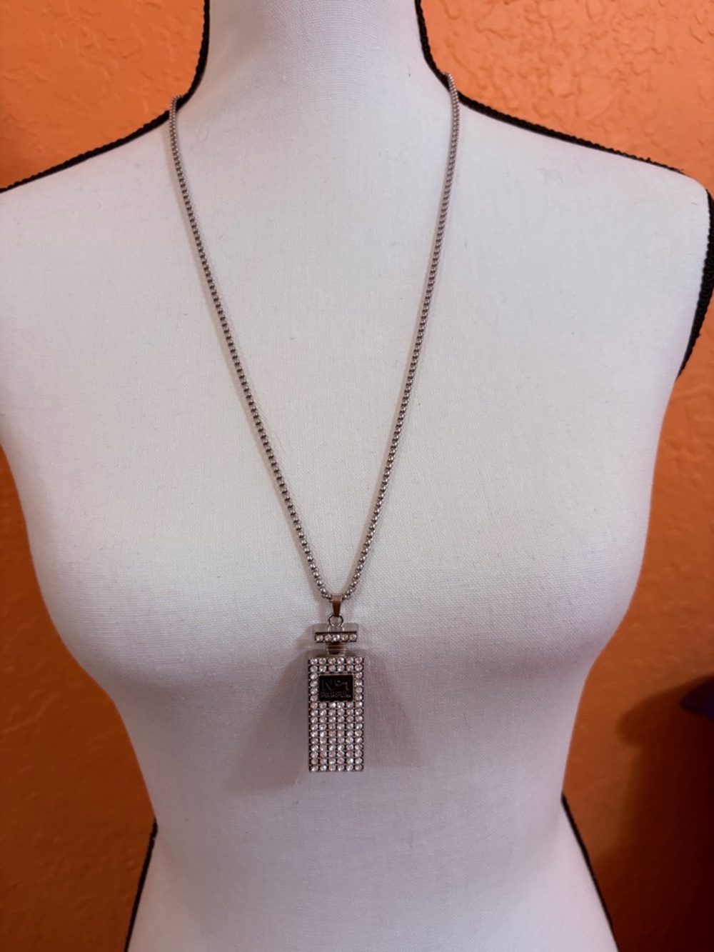 Silver Rhinestone Pendant Necklace - Silver